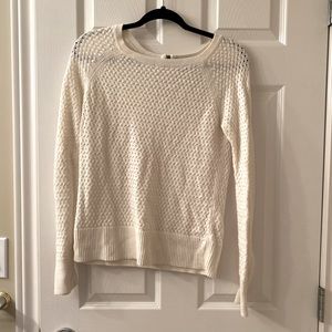 3/$20 ☀️ VGUC American Eagle Open Knit Sweater